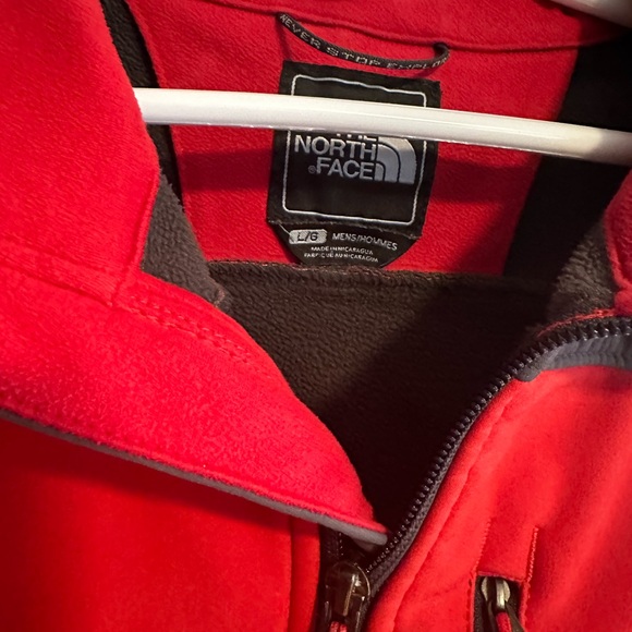 The North Face Red Men’s Coat - Picture 4 of 6
